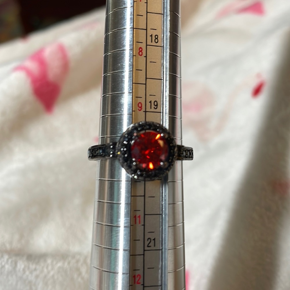 LondonBugs Red Stone Ring sz10
